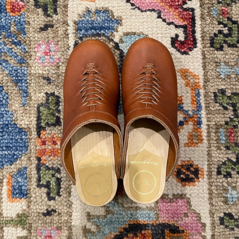 No.6 Clogs!